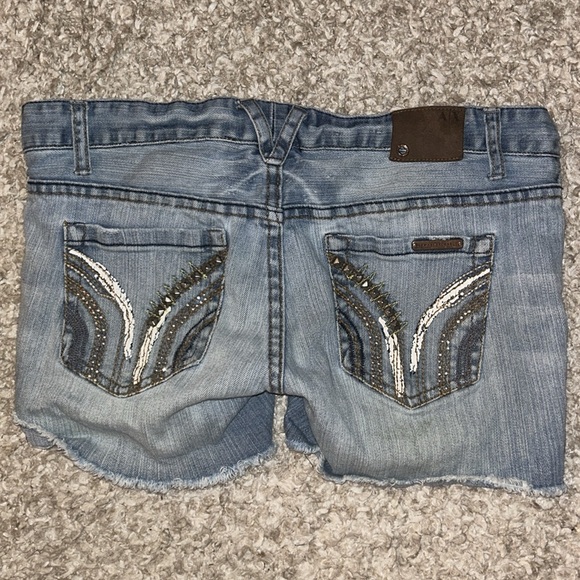ARMANI EXCHANGE EMBELLISHED POCKET CUT OFF SHORTS - Picture 3 of 7
